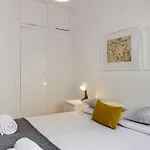 Spacious Tailor Made Flat In Areeiro * Lisboa