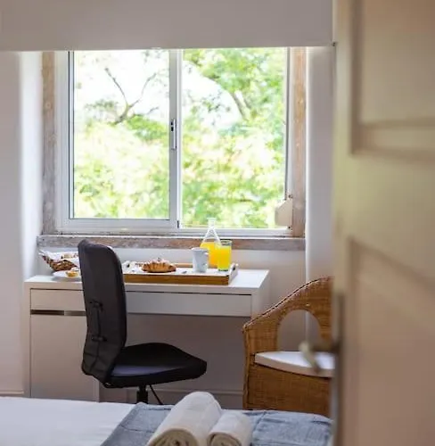 Spacious Tailor Made Flat In Areeiro Apartment Lisbon