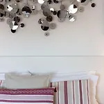 Spacious Tailor Made Flat In Areeiro Lissabon